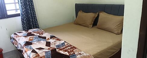 Hotel Pine N Peak