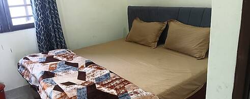 Hotel Pine N Peak