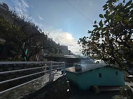 Mehra paradise and cafe