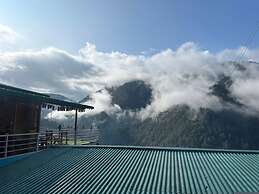 Mehra paradise and cafe