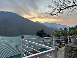 Mehra paradise and cafe