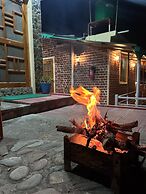 Mehra paradise and cafe