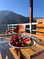 Mehra paradise and cafe