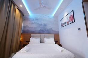 Himayat Grand