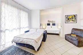 Venice Lion Apartments