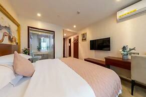 City-state Boutique Hotel