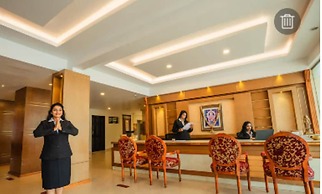 THE SEASHORE HOTEL