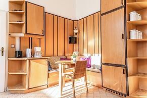 Bright Central Rooms Ideal For Long Stay