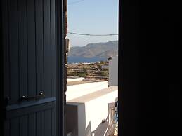 Efis Apartments