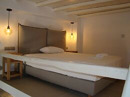 Efis Apartments