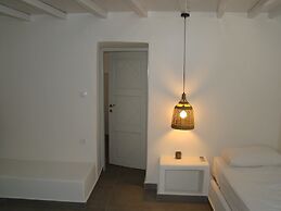 Efis Apartments