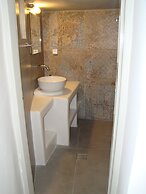 Efis Apartments