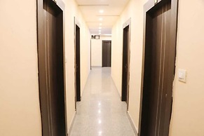 Hotel Blue Pine @Har Ki Pauri Road