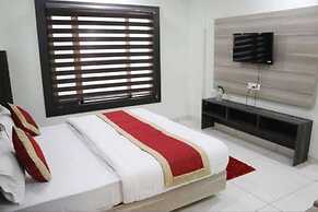 Hotel Blue Pine @Har Ki Pauri Road