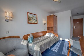 Hotel Unitral SPA
