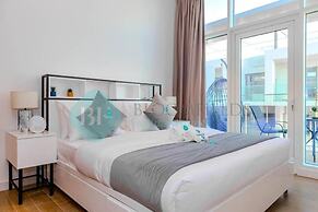 Bloomfields Adorable 1BR in Oasis Ma