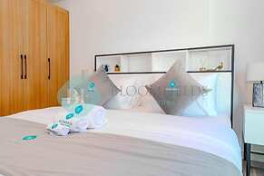 Bloomfields Adorable 1BR in Oasis Ma