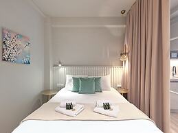 Karitsi Suites