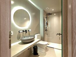 Karitsi Suites
