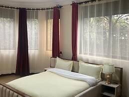 ELMA SUITES & LOUNGE