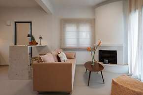 Morea Club West House