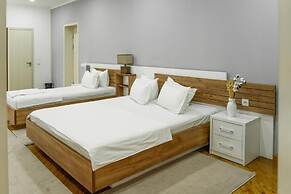 ECO ART Hotel
