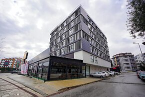 elea premium stay