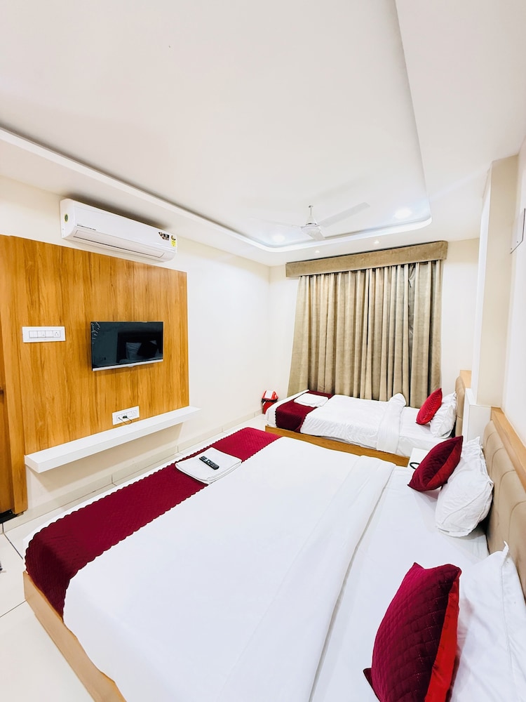 Hotel Tirupati Inn