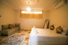 Redmoon Villa & Riad