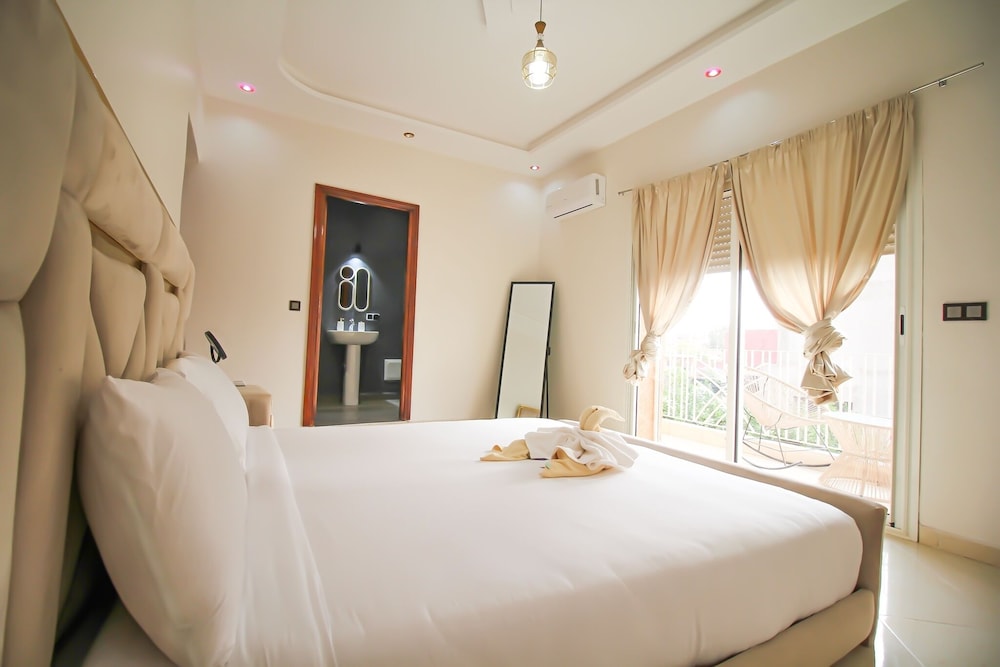 Redmoon Villa & Riad