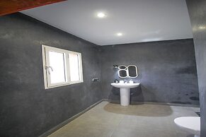 Redmoon Villa & Riad
