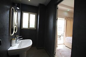 Redmoon Villa & Riad