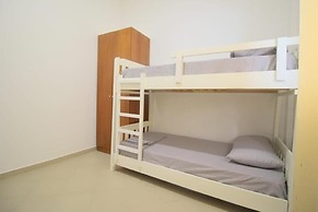 Hostel K13
