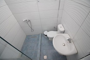 Hostel K13