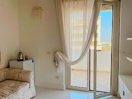 Mora Suite