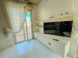 Mora Suite