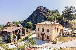 Pietra Home
