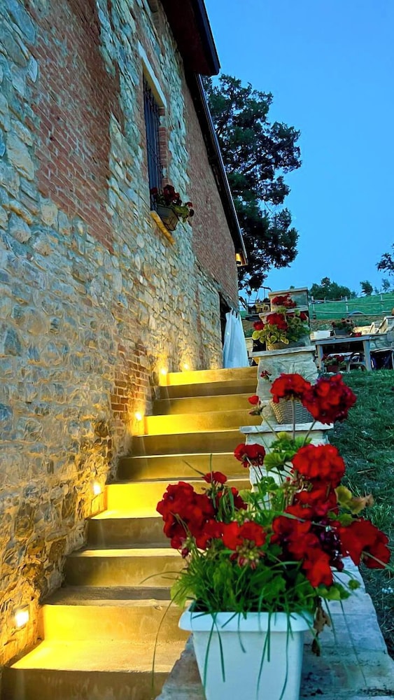 Pietra Home