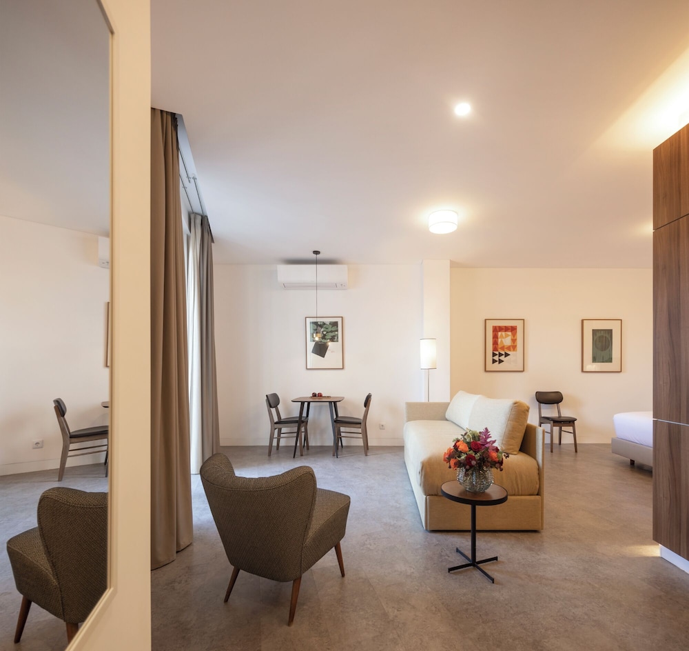 LSA Avenida by Numa