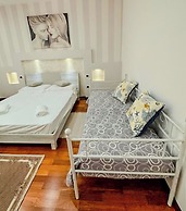 B&B By Family L&G
