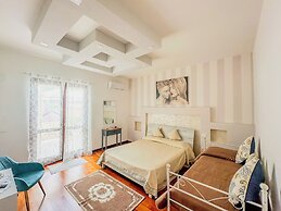 B&B By Family L&G