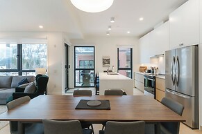 The Luxury Basecamp
