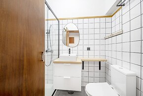 Amarelo Studio by Olala Homes