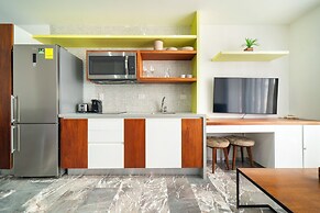 2 BR Condo - Rooftop Ocean View Joy 202