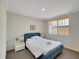 Spacious 3-bed Home in Peaceful Byford