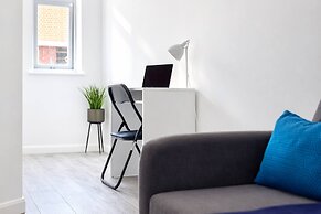 Work-friendly 1-bed Leicester