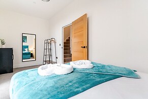 Luxurious 4 Bed House - Jewellery Quarter