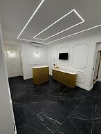 Four Rooms Luxury Suite