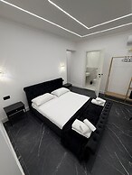 Four Rooms Luxury Suite