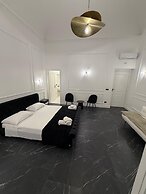Four Rooms Luxury Suite